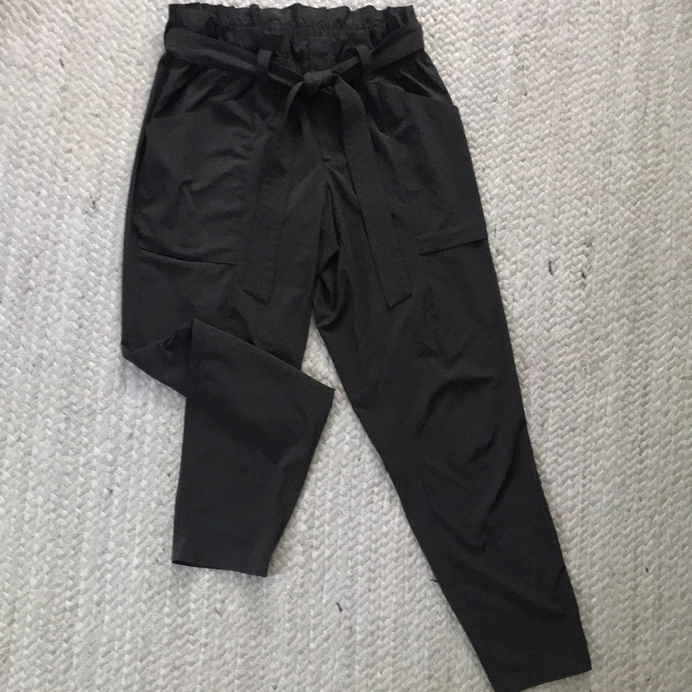 ATHLETA stretchy high-waisted pants SLATE GREY